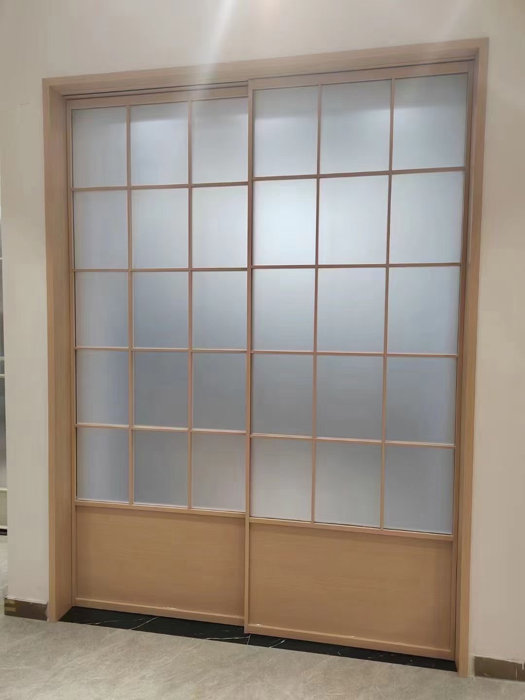 推拉门