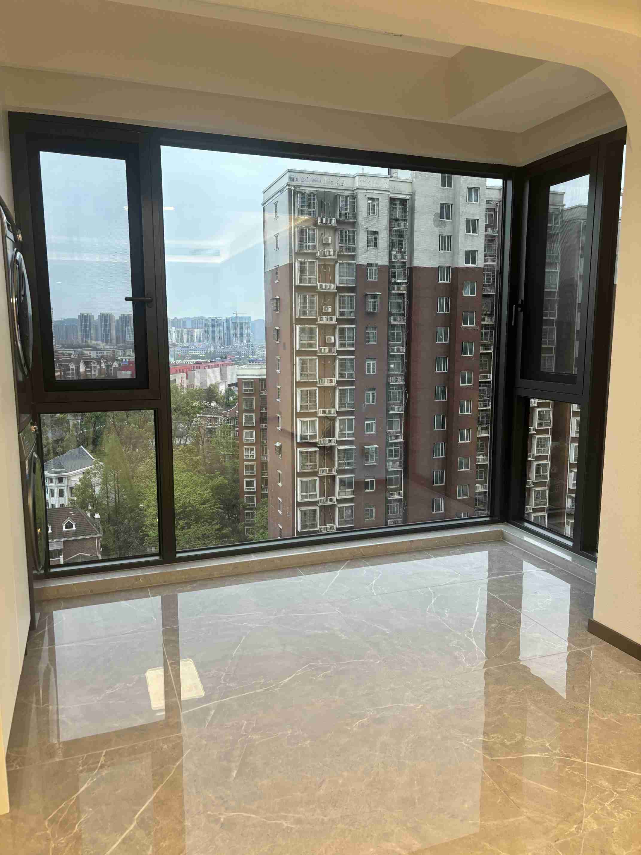 铝合金门窗